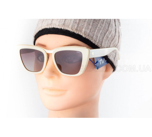 Солнцезащитные очки INVU IB12630F