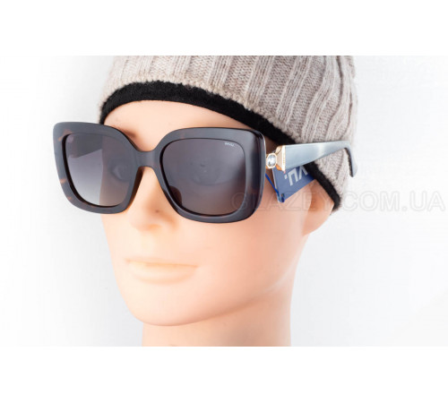 Сонцезахисні окуляри INVU IB22626B