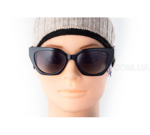 Сонцезахисні окуляри INVU IB22639A