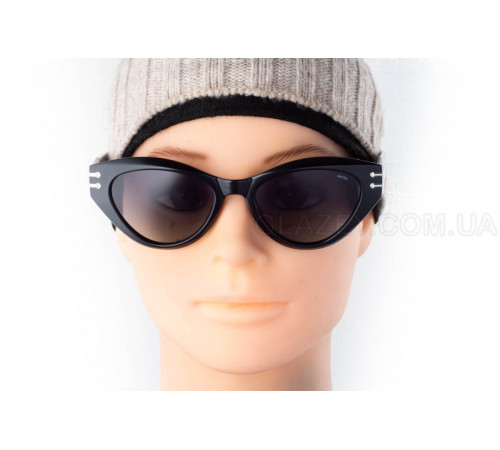 Сонцезахисні окуляри INVU IB22640A