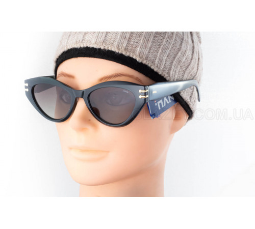 Сонцезахисні окуляри INVU IB22640C