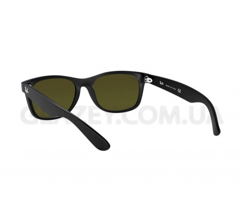 Солнцезащитные очки Ray-Ban RB 2132 622/17