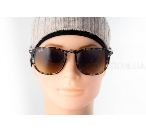 Сонцезахисні окуляри Ray-Ban RB 2203 143185