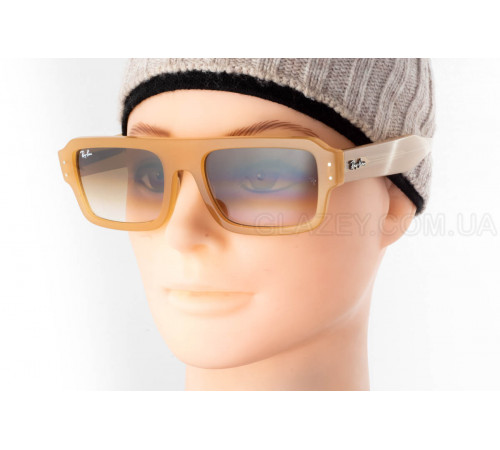 Сонцезахисні окуляри Ray-Ban RB 4454 680651