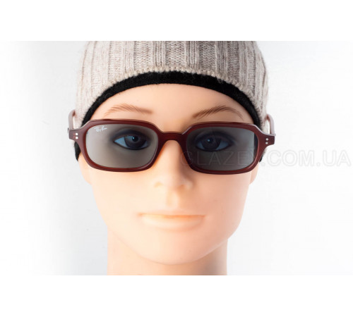 Сонцезахисні окуляри Ray-Ban RB 4455 680980