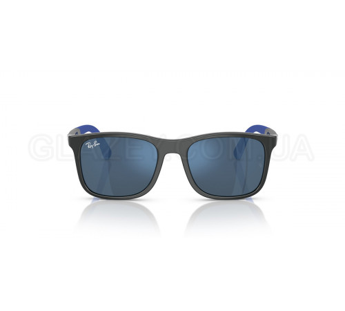 Солнцезащитные очки Ray-Ban RJ 9084S 715155