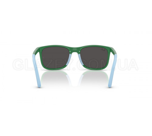 Солнцезащитные очки Ray-Ban RJ 9084S 718887
