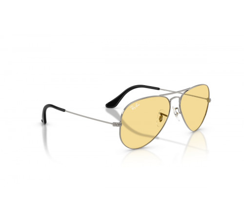 Солнцезащитные очки Ray-Ban RB 3025 004/R6